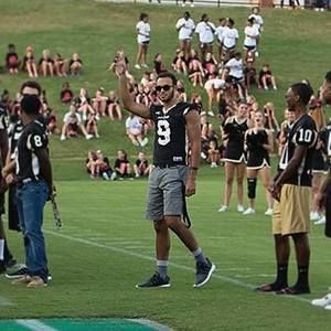 Meet your Posher, Justin